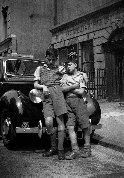 100 Images of Migration